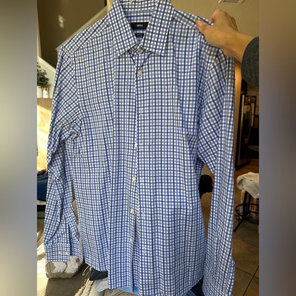 Hugo Boss men’s dress shirt